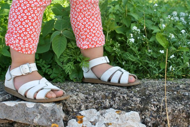 Pros and Cons of Saltwater Sandals 